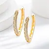 Pendientes Europeos y Americanos Huecos Nuevos de Gran Venta Transfronterizos con un Toque de Lujo Ligero, Diseño de Nicho, Incrustados con Microdiamantes, Joyería para Orejas Super Brillante