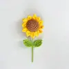 Accesorios de punto de lana, ramo de girasoles tejido a mano, girasol artificial, flores tejidas para la temporada de graduación y el Día del Maestro
