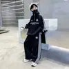 Roupa de Outono para Meninos 2025 Novo Conjunto Esportivo de Outono para Crianças Mais Velhas, Estilo Primavera e Outono, Moderno e Estiloso para Meninos