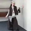 Conjunto de moda para niña: conjunto de tres piezas con chaleco de trabajo, blusa base de encaje irregular de otoño y camiseta con cinta ropa para niños