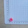 Nuevos Accesorios de Resina de Pétalos y Estambres de Flores Transparentes Dulces Venta al por Mayor Llavero de Pegamento de Crema DIY Funda de Teléfono Crocs