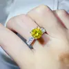 Anillo de Diamante Moissanita Amarilla de 3 Quilates Venta al por Mayor Transfronteriza Europea y Americana Anillo de Diamante Amarillo para Mujer Bolígrafo de Prueba de Color para Diamante