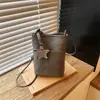 Bolsas de Mano Pequeñas de Moda para Mujer 2026 Nueva Moda Versátil Bolso Cruzado Tipo Cubo Bolso para Teléfono Exquisito Súper Popular