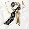Novo Lenço Pequeno de Lã Macia Estilo Coreano para Menina Quente Tricotado Pequeno para Pescoço Manga de Pescoço Moda Outono e Inverno Lenço Pequeno