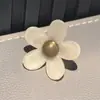 Adorno de Zapato de Concha de Coco con Flecos Estilo Miu Otoño/Invierno Hebilla de Flor para Cordones Oso Flocado Lazo Accesorios para Tenis