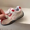 Tênis Esportivo Infantil Estilo Coreano, Tênis de Corrida com Bolinhas para Meninas, Tênis de Corrida para Meninos Primavera e Outono, Sapatos Infantis Modernos com Solado Macio, Tendência 2026