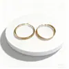 Brincos de Argola Lisos Exagerados Transfronteiriços, Brincos de Argola Grandes para Mulheres, Brincos Elegantes Gold Normcore de Alta Qualidade, Brincos de Nicho
