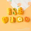 Brinquedo de comida em miniatura simulado acessórios de resina DIY decoração de capa de celular série de pão de desenho animado fofo