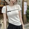 Camiseta de Punto Jacquard con Lazada Reductora de Edad y Mangas Abullonadas Estilo Universitario para Mujer Verano Nuevo Diseño de Moda Top de Manga Corta
