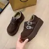 Zapatos Birkenstock versátiles con hebilla de gamuza para mujer 2026 Otoño/Invierno nueva llegada de algodón casual con suela gruesa cálida que aumenta la altura