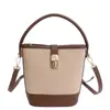 Bolso cruzado de nicho mate para mujer, bolso tipo cubo, nuevo bolso de mano versátil de alta gama, bolso de hombro para el día a día