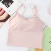 Camisola de seda helada de verano con espalda grande en forma de U, con copa fija y sujetador acolchado, diseñada para un look sexy y deportivo