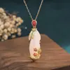 Colgante de Jade Hetian Incrustado en Oro para Mujer, Estilo Chino Accesorio de Qipao Estilo Palacio, Collar Auspicioso de Jade Cloisonné