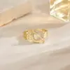 Anel Diamante Ondulação de Água Retrô de Luxo Leve Top de Linha Diamante Folha Personalizado Versátil Design Nicho Empilhável Anel Dedo Indicador