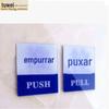 Sinais de adesivos de porta deslizante de acrílico de tela de seda Sinais de aviso push-pull de loja especialmente feitos adesivos push-pull de vidro orgânico
