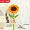 Ramo de Varillas Giratorias de Girasol Extra Grande Diseño Creativo Ganó el Primer Lugar en la Competencia de Regalos de Temporada de Graduación de Flores Artificiales de Girasol