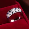 Exquisito diseño de tablero de ajedrez de cuadrícula completo con diamantes para hombres y mujeres, mismo anillo, estilo dulce y fresco de Ins, sentido de decoración, sentido de atmósfera, anillo para dedo índice mujeres