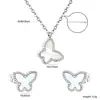 Conjunto Popular de Joyería Transfronterizo, Sensación de Lujo Ligero y Gama Alta, Cadena para Clavícula de Mariposa de Acero Inoxidable, Pendientes y Collar de Moda y Elegantes para Mujer