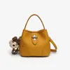 Bolsa Feminina Elegante com Padrão de Lichia 2026 Nova Mais Vendida, Bolsa de Ombro, Bolsa de Balde Versátil Estilosa de Nicho