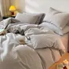 2026 Novo Conjunto de Quatro Peças de Algodão Pura Escovado Espesso Lençol Puro Capa de Edredom Lençol com Elástico Conjunto de Três Peças Roupa de Cama Leve de Luxo Outono/Inverno