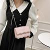 Bolsa Estilo Tweed Bolsa Feminina 2023 Nova Doce Menina Corrente de Coração Pequena Bolsa Quadrada Nicho Popular Elegante Bolsa Transversal