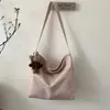 Bolsa Tote Versátil e Fashion para Mulheres, Estilo Coreano Tendência Retrô Grande Capacidade Bolsa de Ombro, Novo Modelo 2026 com Acabamento de Luxo, Bolsa Transversal
