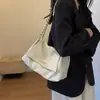 Bolsa Tote de Ombro Grande Capacidade Retrô Tendência Transfronteiriça Bolsa Feminina 2026 Nova Moda Corrente Simples Ombro Único Transversal