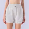 Novos shorts esportivos anti-exposição femininos de peça dupla falsa, secagem rápida, respiráveis, para corrida, yoga, fitness, calças casuais de verão