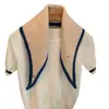 Bufanda Triángulo Tejida en Punto Cruz con Borde Contrastante Estilo Coreano para Mujer, Calentador de Cuello Versátil, Pañuelo Pequeño, Chaleco Pequeño Elegante