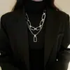 Colar de corrente lisa geométrica oca em aço inoxidável, corrente para clavícula com pingente de design minimalista de nicho, novo acessório de pescoço versátil de estilo cool
