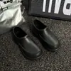 Nuevas Zapatillas de Otoño para Hombre Ropa de Exterior Suela Suave Ligeras Antideslizantes a Prueba de Olores Zapatos de Chef Suela Gruesa que Aumentan la Altura para Viajar Sandalias Versátiles