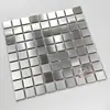 Pacote de Adesivos Decorativos Mosaico de Aço Inoxidável Metal Prata Escovado Superfície Espelhada para Pilares Balcões de Bar Paredes de Fundo de Restaurante