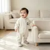 Ropa Coreana para Bebé Otoño Nueva Ropa de Bebé de una Pieza Primavera y Otoño Estilo Occidental Casual Traje de Bebé Junio-Septiembre