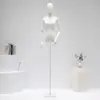 Tienda de ropa maniquí negro blanco accesorios maniquí femenino medio cuerpo maniquí femenino tienda de ropa escaparate maniquí soporte de exhibición cuerpo completo