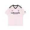 Camiseta de Manga Corta Rosa Estilo Universitario con Cuello en V e Impresión de Espuma para Mujer en Verano, Top Casual Dulce y que Reduce la Edad para Personas Bajas