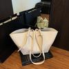 Bolso Tote de Hombro de Alta Gama Sense Simple para Viajeros, Nuevo de Moda Nicho para Primavera y Verano 2025, Versátil, de Gran Capacidad