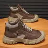 Zapatos de Hombre Otoño 2026 Nuevo Estilo Versión Coreana Diseño de Nicho Zapatos Casuales Zapatos de Caña Alta para Hombre Deportes al Aire Libre Zapatos Retro de Tabla
