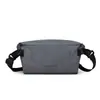Mochila Transversal Simples Funcional Sudeste Asiático Estilo Hong Kong Bolsa Masculina para Moto Lazer ao Ar Livre Montanhismo Leve Mochila Transversal