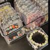Caja de almacenamiento con cordón para pulseras, collares y joyas Wen Play Crystal, a prueba de polvo, especial, pequeña caja de joyería de acrílico transparente.