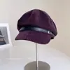 Chapéu Plano de Couro com Fivela Estilo Retrô Britânico para Mulheres Outono Inverno Moda Casual Chapéu de Jovem Jornaleiro Versátil Afina o Rosto Chapéu Octogonal Atacado