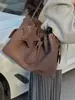 Bolso de Hombro con Cordón Retro Transfronterizo de Nicho para Mujer, Elegante y Versátil para Invierno, con un Diseño Texturizado Casual de Hombro y Cruzado