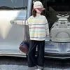 Jaqueta Suéter Feminina Outono e Inverno 2025 Novo Estilo Coreano Cardigan da Moda Jeans Reto de Perna Larga para Crianças Tamanho Médio e Grande com Forro de Fleece