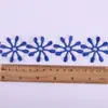 Explosión de fábrica serie flor caliente bordado encaje accesorios de ropa color DIY poliéster código de barras encaje soluble en agua