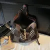 Bolso Tote de Cuadros Retro de Nicho Nuevo para Otoño e Invierno para Mujer Ligero Versátil para Viajes Diarios Bolso Cruzado de Gran Capacidad