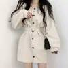 Otoño Nuevo Estilo Occidental Simple Color Sólido Adelgazante Cuello Cuadrado Un Botón Manga Larga Cintura Pequeña Ajustado Vestido Longitud Media