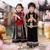 Novo Traje Étnico Zhuang de San Yue San para Crianças de Guangxi para Apresentação de Dança Tradicional Étnica Infantil no Jardim de Infância