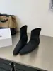 Elegantes botas largas ajustadas de estilo coreano que aumentan la altura para mujer, nuevo modelo de otoño 2026, botas negras de caña alta ajustadas minimalistas