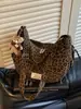 Bolsa Retro Estampado Leopardo Estilo Perezoso Otoño Invierno Gran Capacidad Cruzada Tipo Bollo Bolso de Hombro para Viajes al Trabajo con Sensación de Alta Gama
