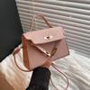 Estilo Nicho de Luxo Moda Verão 2026 Nova Textura Retrô Simples Monocromático Tendência Versátil Bolsa Transversal de Mão
