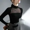2025 Top de Malla Ligeramente Transparente con Ensambles Negro Otoño e Invierno Nuevo Estilo Camiseta Base de Manga Larga para Mujer